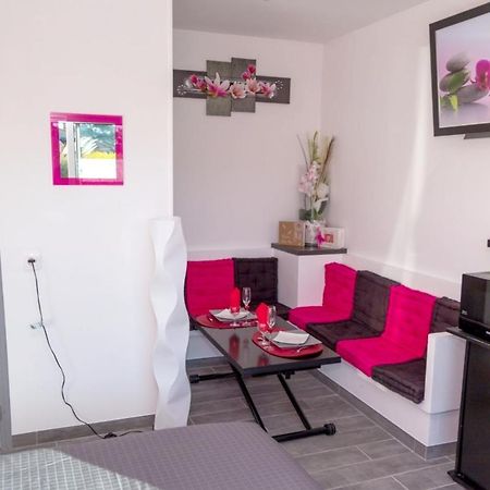Appartement Elegant Avec Piscine Privee A Plan D'Aups Sainte Baume 55 M² المظهر الخارجي الصورة